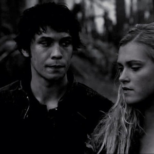 日韩美女玩小玩具演示色情视频网站
